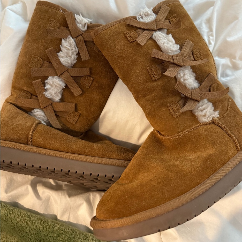 UGG size 4 big girls